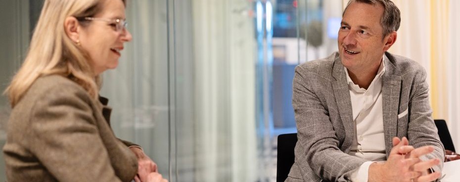 Maurice Koopman en Petrouschka Werther (IenW) in gesprek over duurzaam vervoer versnellen